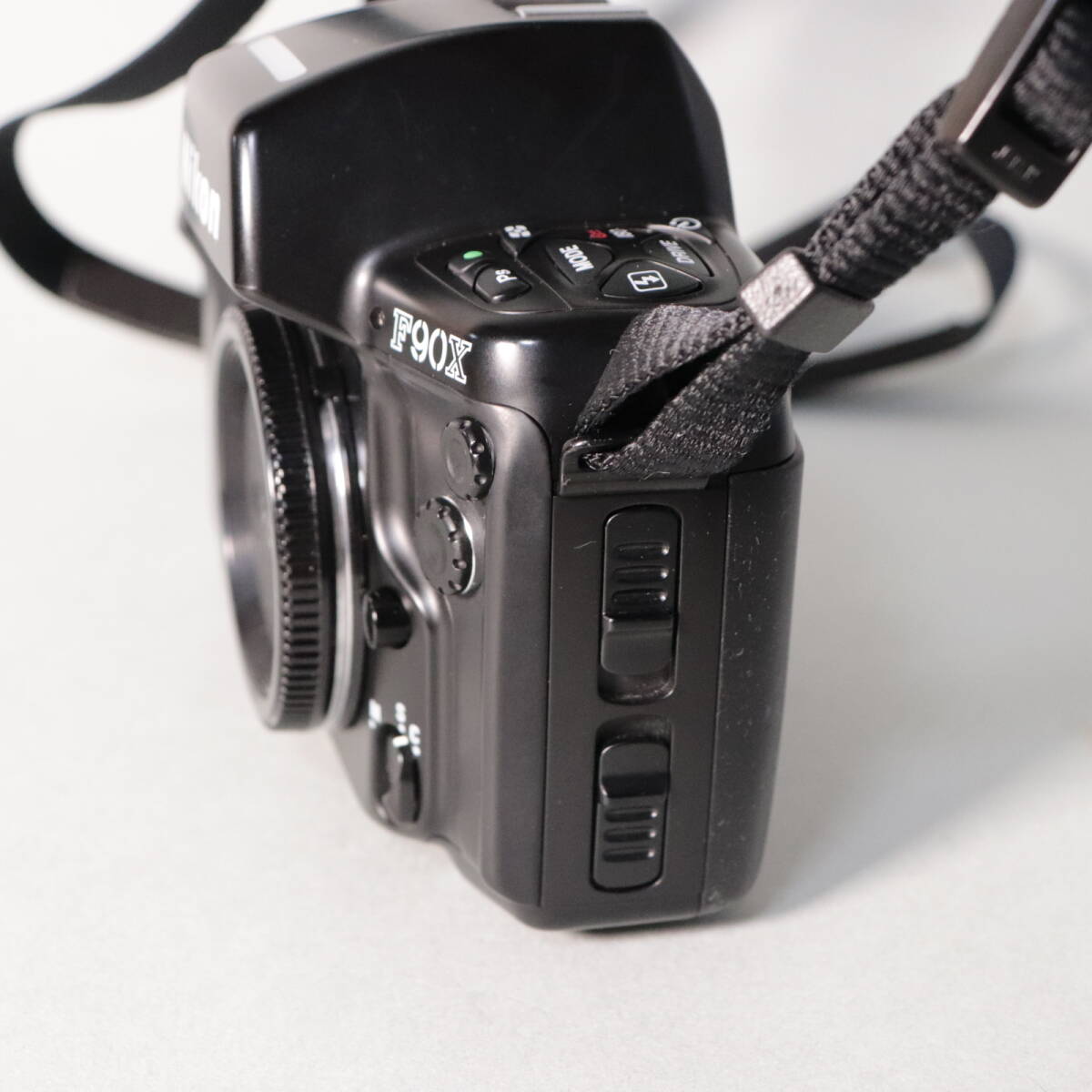 16 Nikon F90X корпус только однообъективный зеркальный пленочный фотоаппарат Nikon 