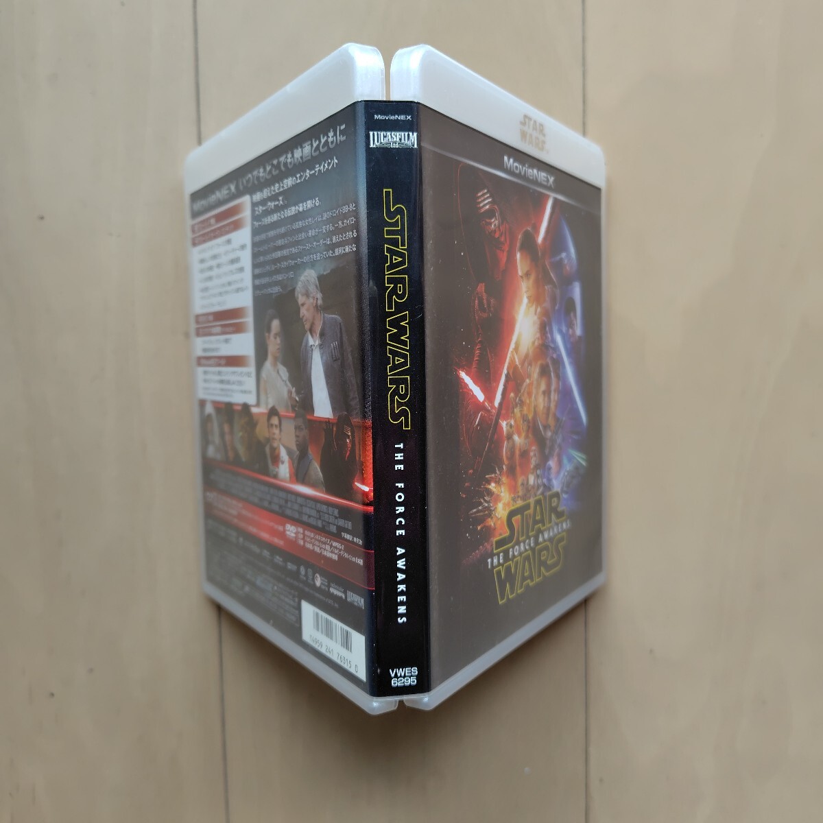 ☆ブルーレイ+DVD/セル版 スター・ウォーズ/フォースの覚醒 MovieNEX 3枚組_画像5