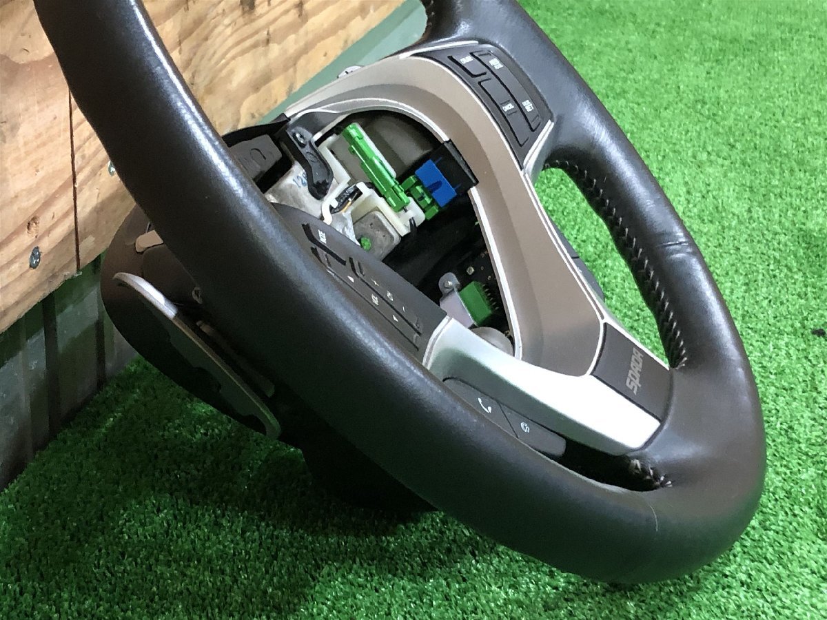 ホンダ☆ステップワゴン スパーダ RK5 純正 レザー ステアリング/ハンドル スイッチ・パドルシフト付き_画像3