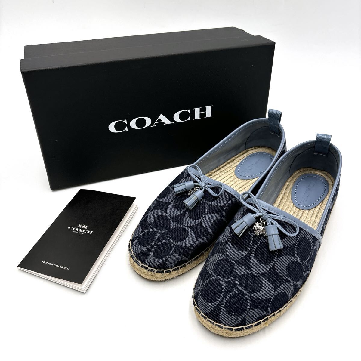 ＊ 箱付き '名作 人気デザイン' COACH コーチ 総柄 シグネチャー / デニム調 エスパドリーユ スリッポン 24.5cm レディース シューズ _画像1