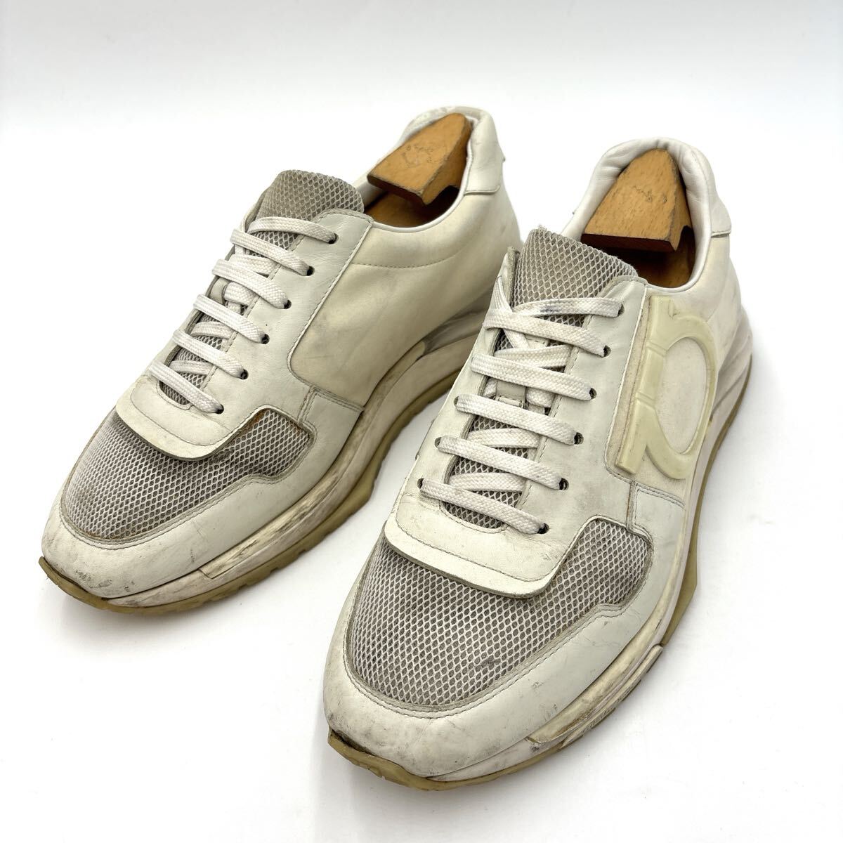 1円~ * '高級感溢れる' Salvatore Ferragamo サルヴァトーレフェラガモ BROOKLYN 3 本革 ガンチーニ 厚底 スニーカー 8.5M 26.5cm メンズ_画像1