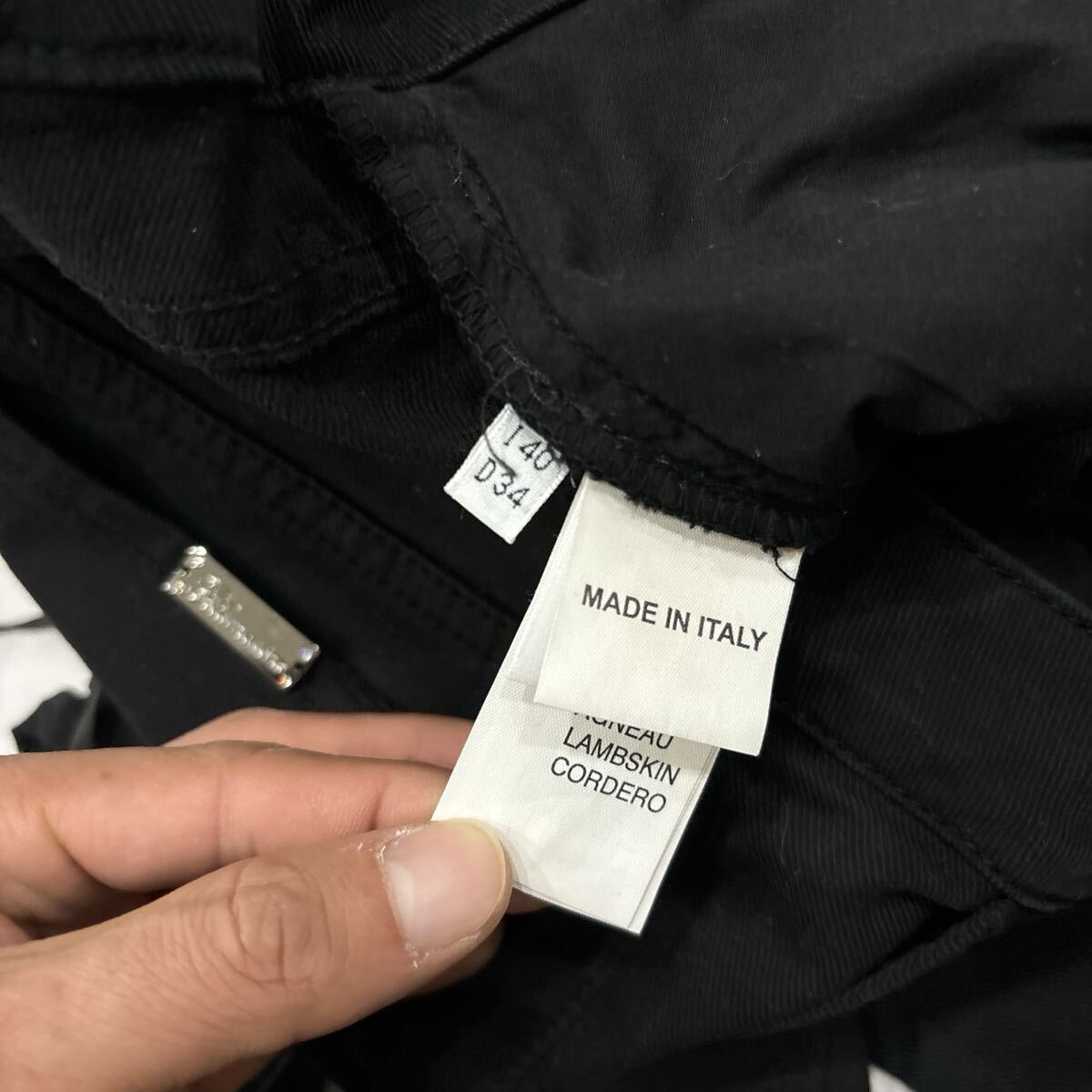 B * хорошая вещь Италия производства ' обычная цена примерно 200,000 иен ' Blumarine Blumarine натуральная кожа бахрома / стрейч материалы обтягивающий брюки 40 женский 