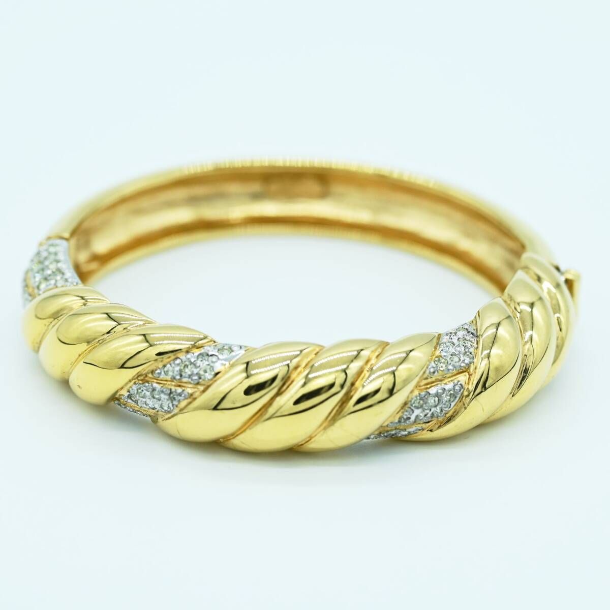 T08 VOGUEBIJOUX ヴォーグビジュ ラインストーン GP バングル ゴールド_画像1