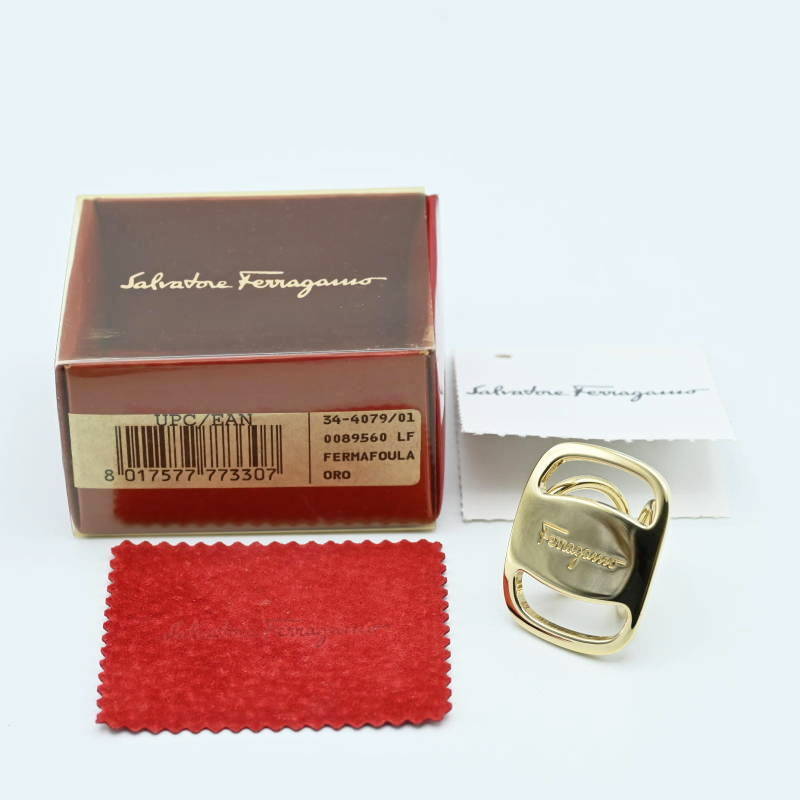  прекрасный товар Salvatore Ferragamo Salvatore Ferragamo valaGP шарф кольцо Gold M07-k162