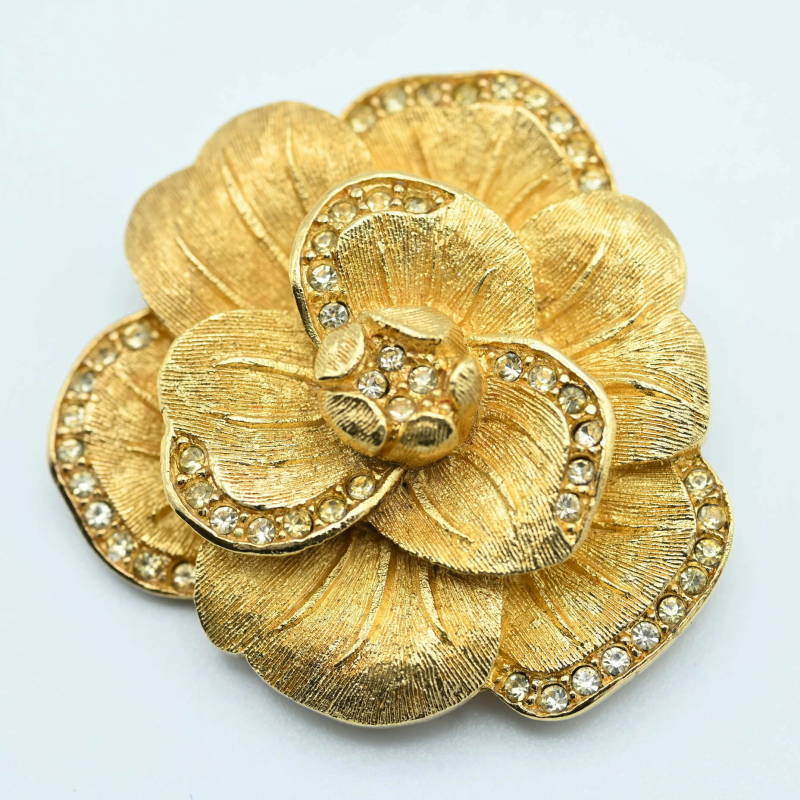 S06-k099 Christian Dior Christian Dior цветок стразы GP брошь Gold 