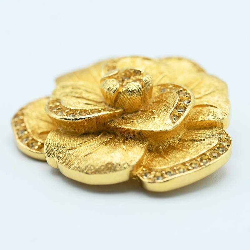 S06-k099 Christian Dior Christian Dior цветок стразы GP брошь Gold 