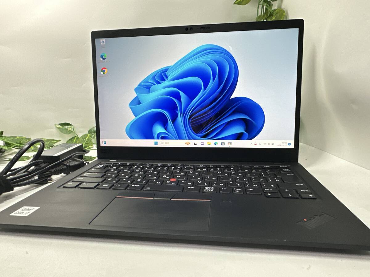 【バッテリー良好♪】良品/Lenovo ThinkPad X1 Carbon Gen8 [10世代/Core i7-10510U 2.3GHz/RAM:16GB/SSD:512GB/14インチ]Office 動作品_画像1