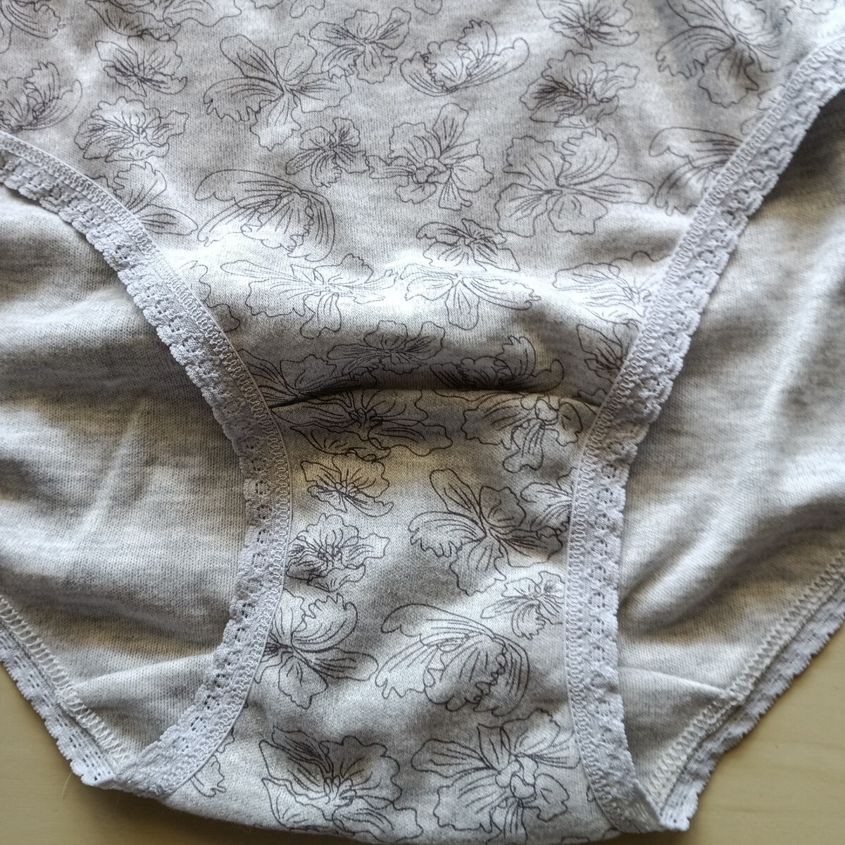 LL記載ありますが大きいです。冷え対策にお使い下さい_画像4