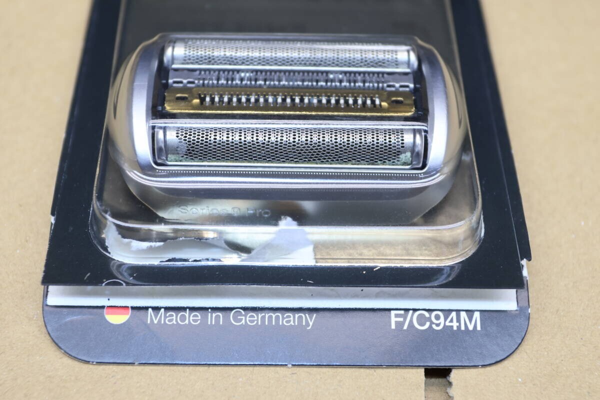 BC13# 動作品 美品 ブラウン BRAUN 電気シェーバー シリーズ9 電動 髭剃り メンズ PROケアヘッド 替え刃 Pro F/C94M まとめて２点セット_画像9