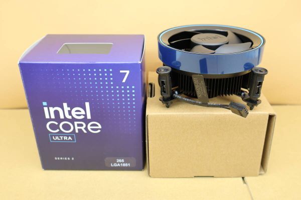 Y323#全国配送600円 動作確認済み CoreUltra 265 LGA1851 対応 Laminar 用 Intel N38426-001 CPUクーラーファン CPU無し 未使用在庫品_画像1