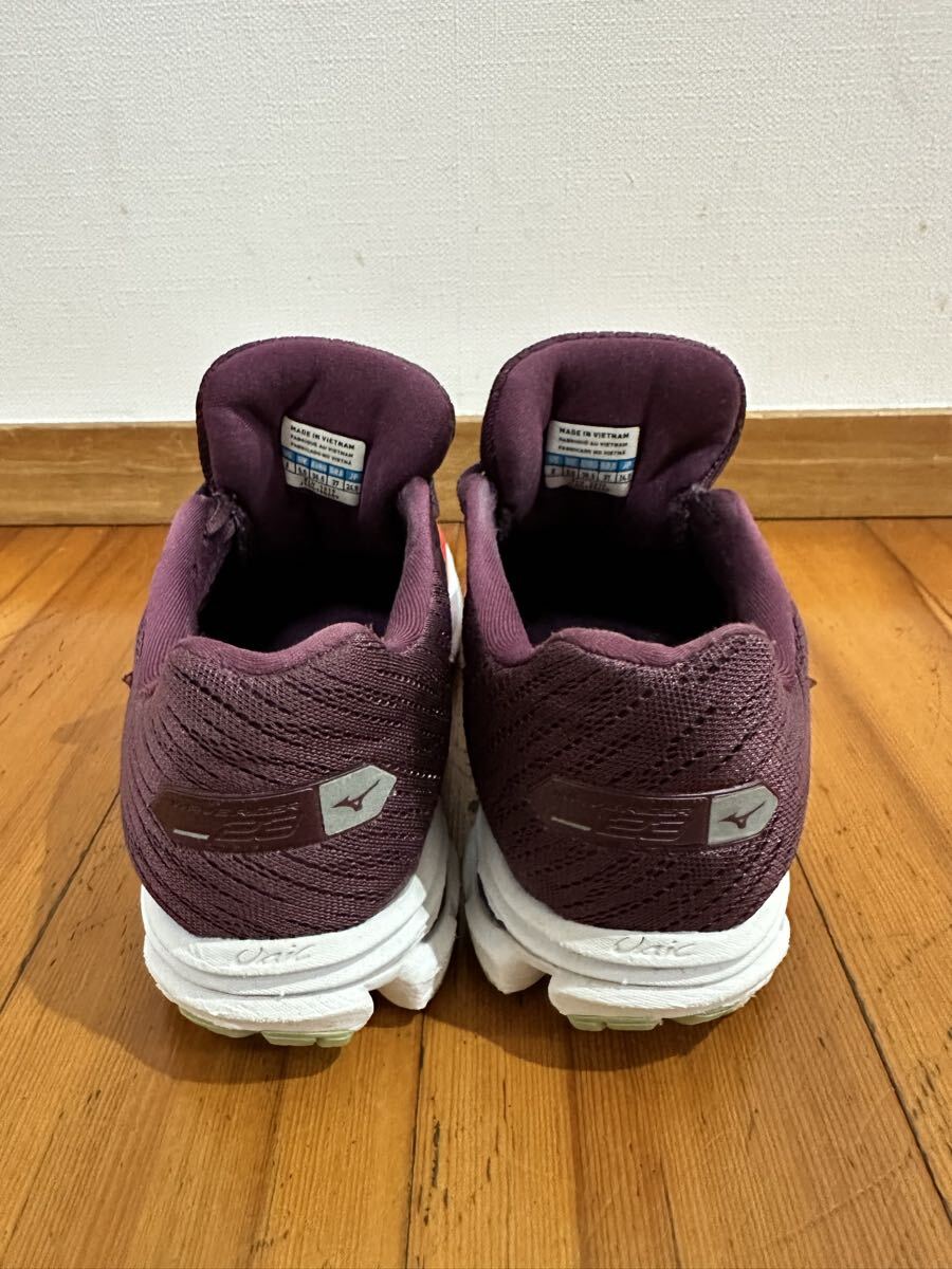 MIZUNO（ミズノ）WAVE RIDER / ウェーブライダー 24.5cmレディース ランニングシューズ 美品 ワインレッド × レッド_画像3