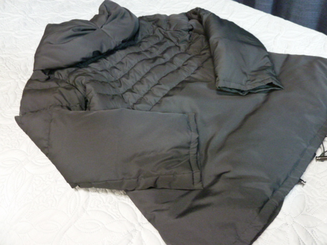 *70* 2.3回着用 美品 M.deux ブラックXサイケ柄 ヘチマ襟 ダウン 裾シャーリング コート ジャケット レディース M 定形外930円発送 同梱OKの画像9