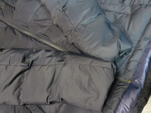 *77* ユーズド 美品 ユニクロ UNIQLO 紺 ネイビー ボリューム ダウン フルジップ パーカージャケット レディース L 定形外930円発送 同梱OK_画像3