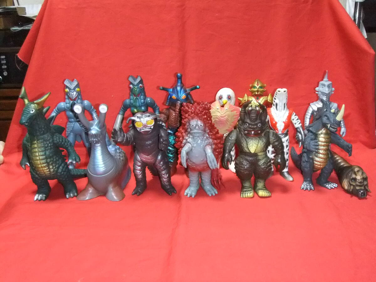  Ultra монстр серии Bandai бирка нет 15 body 