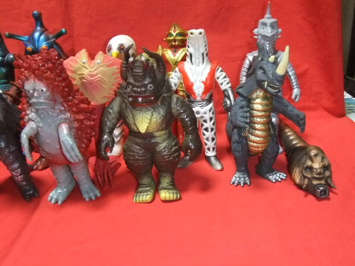  Ultra монстр серии Bandai бирка нет 15 body 