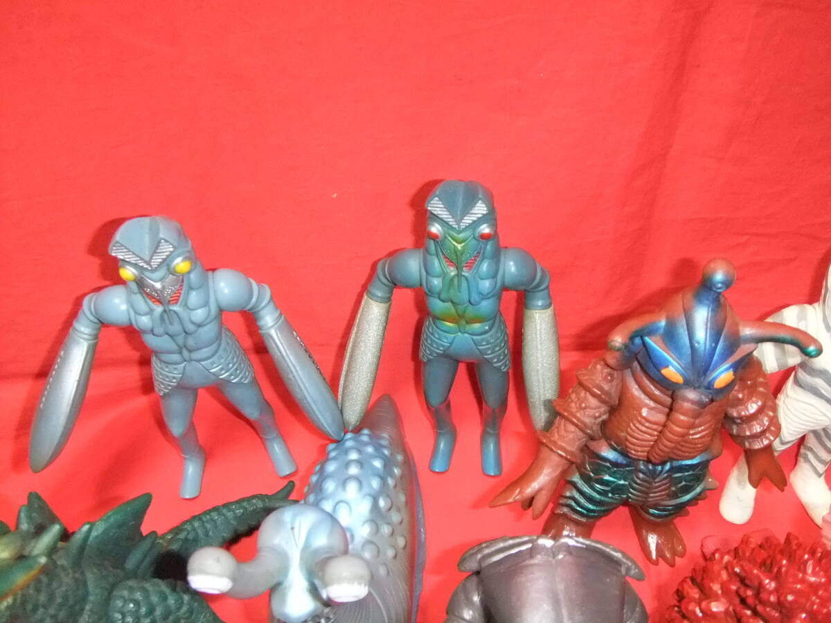  Ultra монстр серии Bandai бирка нет 15 body 