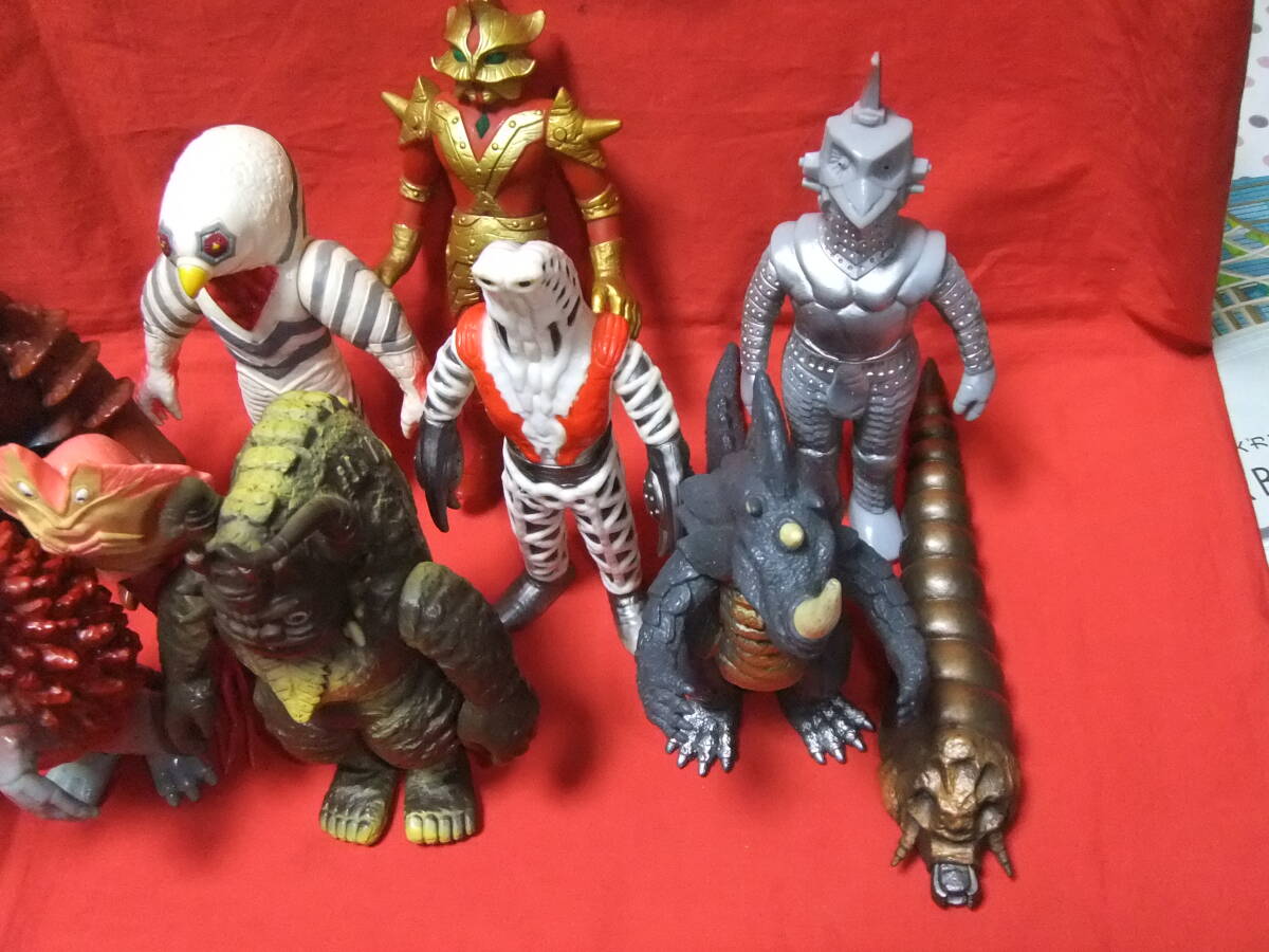  Ultra монстр серии Bandai бирка нет 15 body 