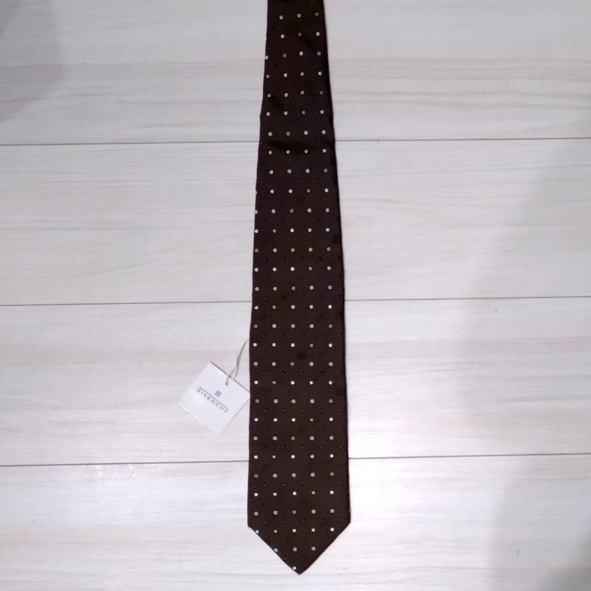 新品 GIVENCHY ネクタイ メンズ シルク ジバンシイ イタリア製_画像2