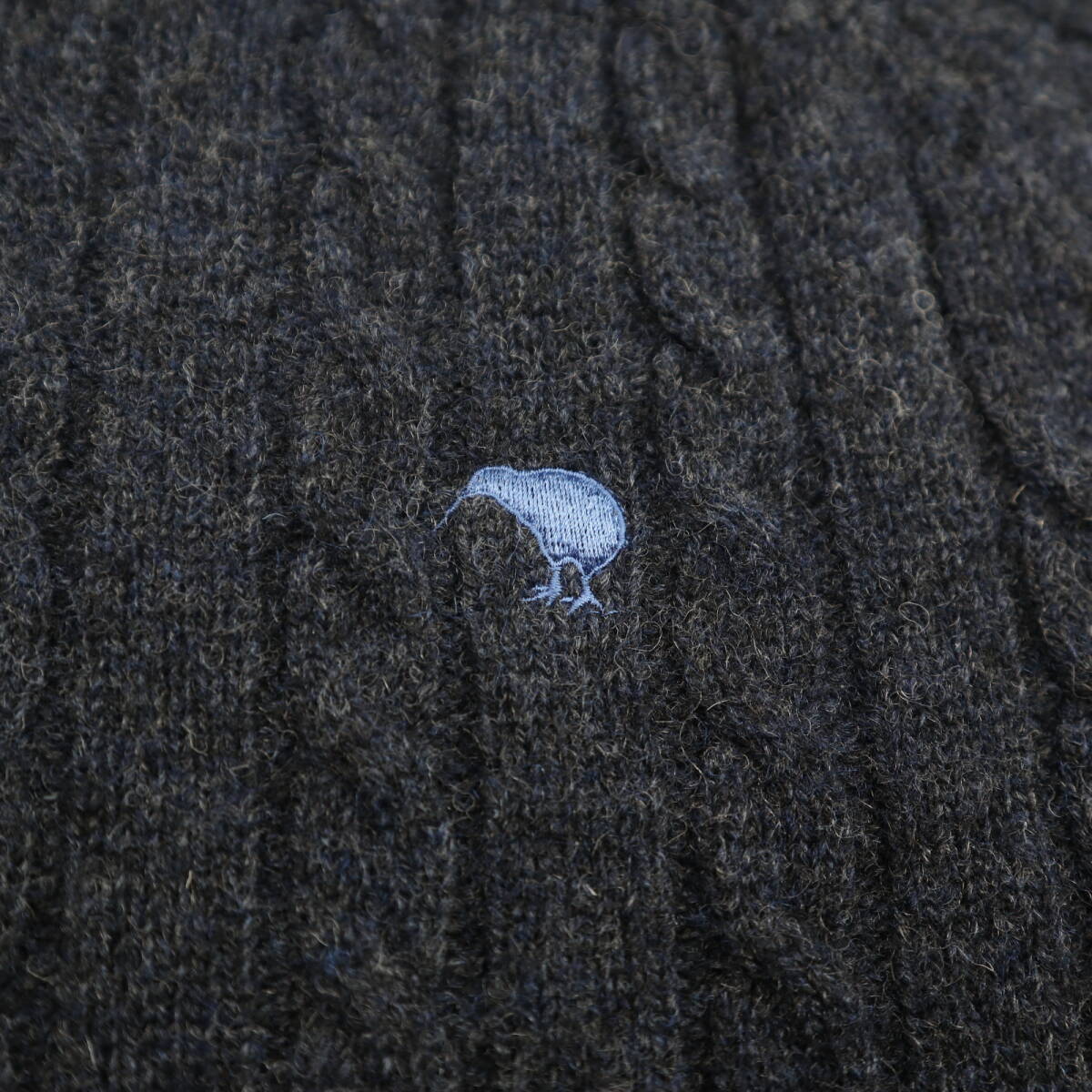 美品★CANTERBURY カンタベリー キーウィ刺繍入り クルーネック ケーブルニットセーター/Mサイズ_画像5