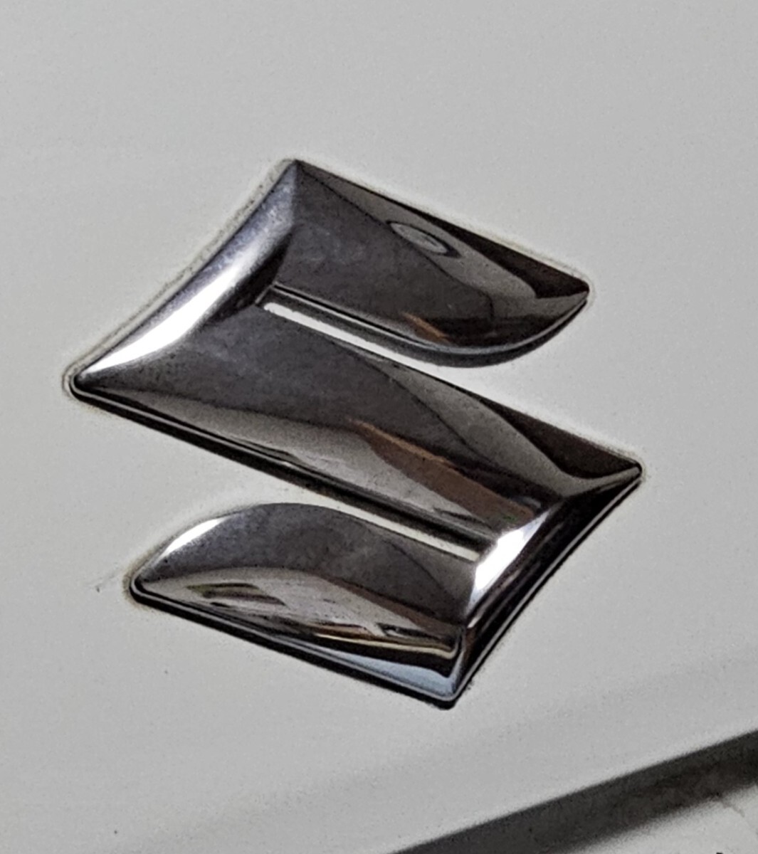 スズキ キャリイトラック・DA16T 純正 ボンネット/フロントマスクパネル [26U・シロ] 良品 2022年車 クリッパートラック DR16T/DS16T/DG16T_画像7