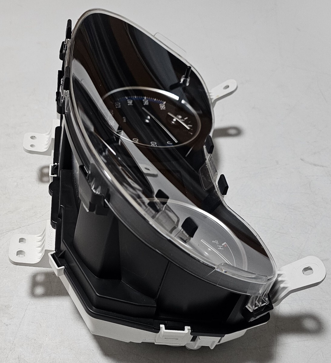 トヨタ ノア・ZWR90/ZWR95 純正 スピードメーター 距離22602km 2022年車 2ZRFXE グレード:G/SG/X 品番:83800-28N72/74_画像10