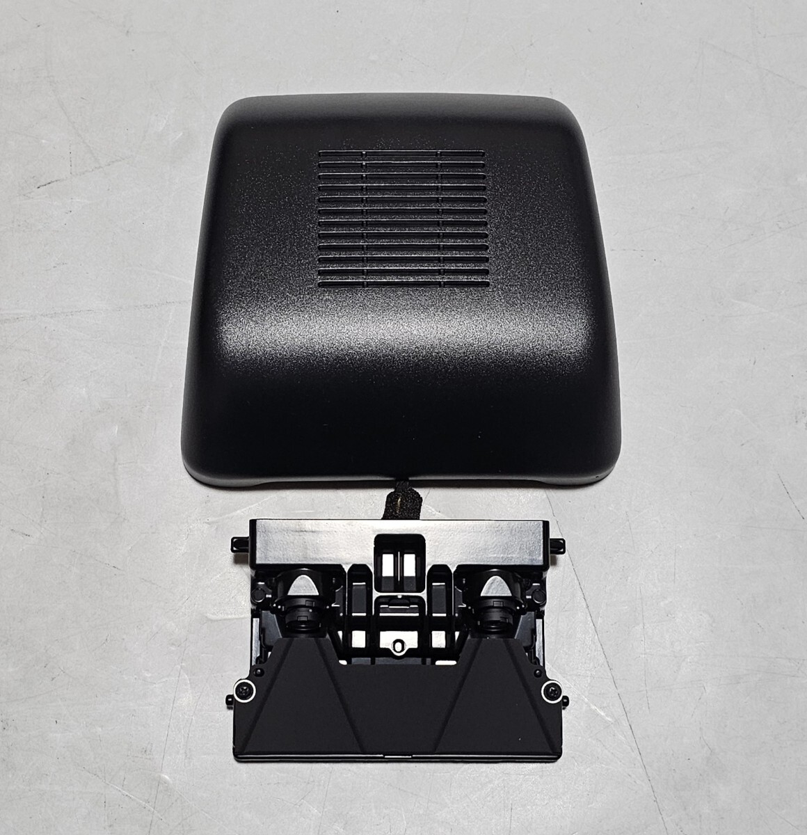 トヨタ ライズ・A202A 純正 フロントカメラ/オブジェクトレコグニションカメラ カバー付 2023年車 ※2021年11月以降適用 品番:8646C-B1230_画像1