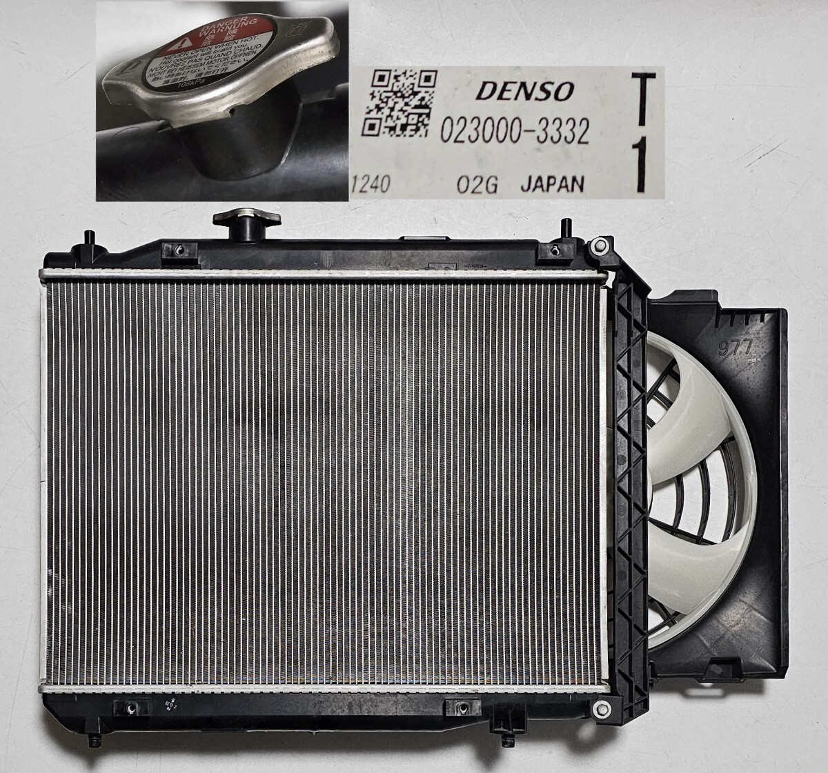 ホンダ フィットeHEV・GR3 純正 ラジエーター・インバーター用ラジエーター・ダブルファン・コンデンサー セット 2024年 良品 GR4/GR6/GR8_画像3