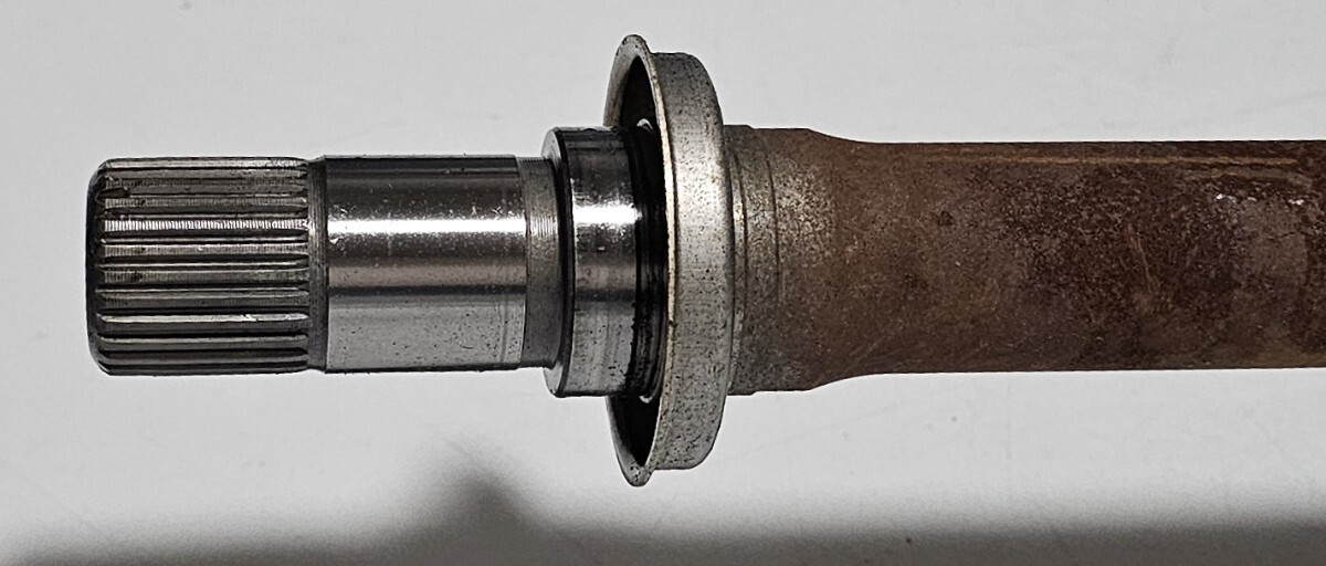 ホンダ ヴェゼル eHEV・RV5/RV6 純正 フロントドライブシャフト 右 良品 低走 2024年車 2WD/4WD共通 品番:44305-3N0-010_画像8