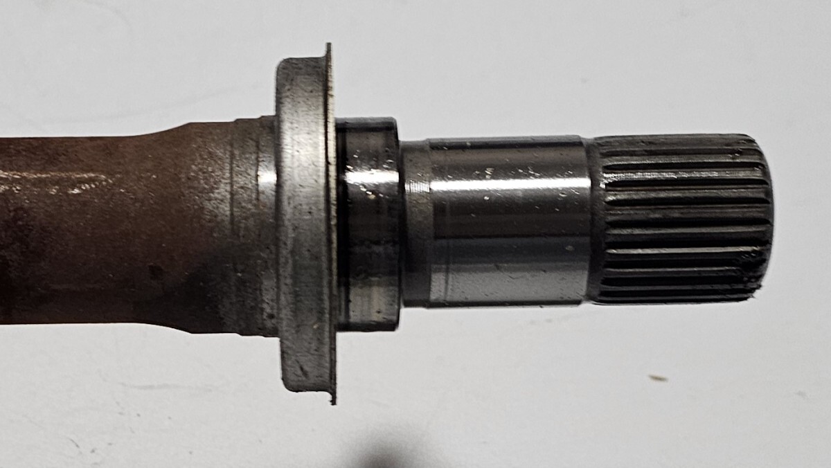 ホンダ ヴェゼル eHEV・RV5/RV6 純正 フロントドライブシャフト 右 良品 低走 2024年車 2WD/4WD共通 品番:44305-3N0-010_画像7