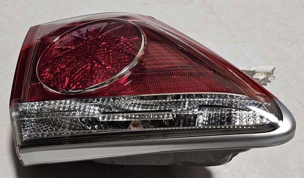 トヨタ クラウン・GRS200 純正 後期 アスリート フィニッシャーランプ ASSY 左 LED 30-373 新品交換歴有 2012年車 200系 品番:81591-30413_画像4