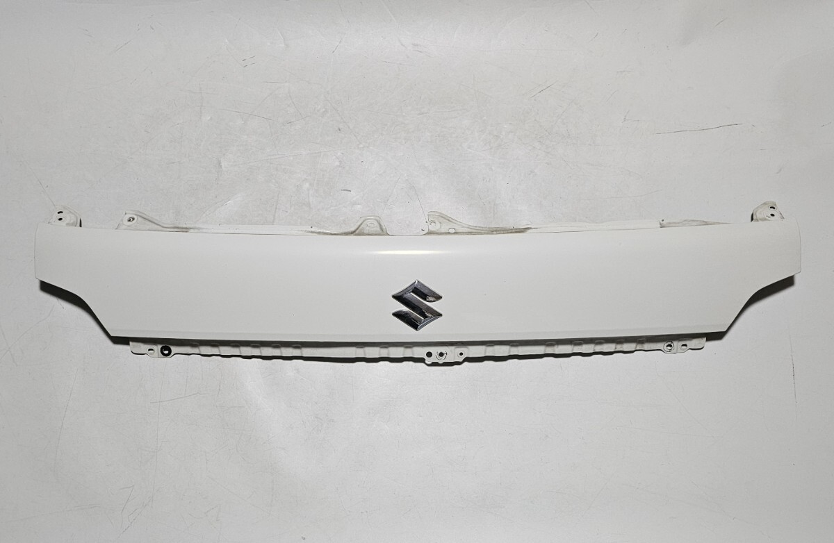 スズキ キャリイトラック・DA16T 純正 ボンネット/フロントマスクパネル [26U・シロ] 良品 2022年車 クリッパートラック DR16T/DS16T/DG16T_画像1