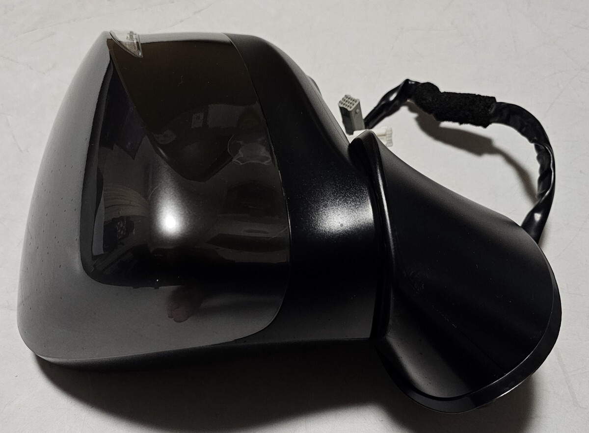 マツダ CX-3・DK8FW 純正 ドアミラー/サイドミラー 左 [46G・グレー] ターンシグナル・カメラ付 カプラー・8P/4P ブルーレンズ 良品 2020年_画像4