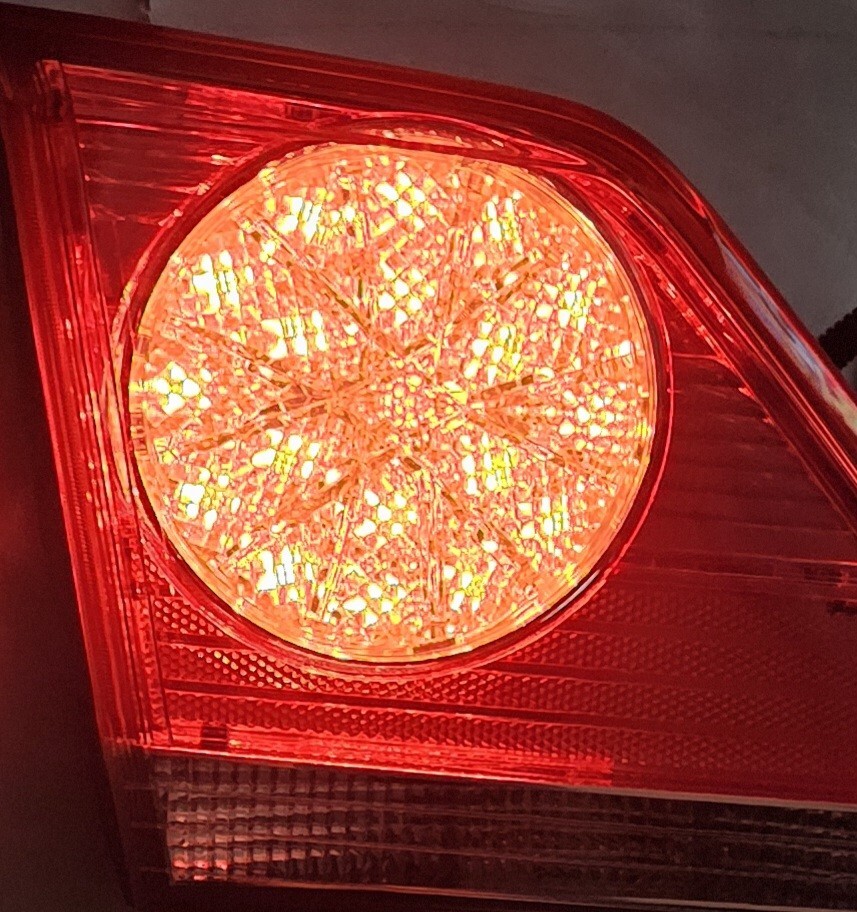 トヨタ クラウン・GRS200 純正 後期 アスリート フィニッシャーランプ ASSY 左 LED 30-373 新品交換歴有 2012年車 200系 品番:81591-30413_画像3