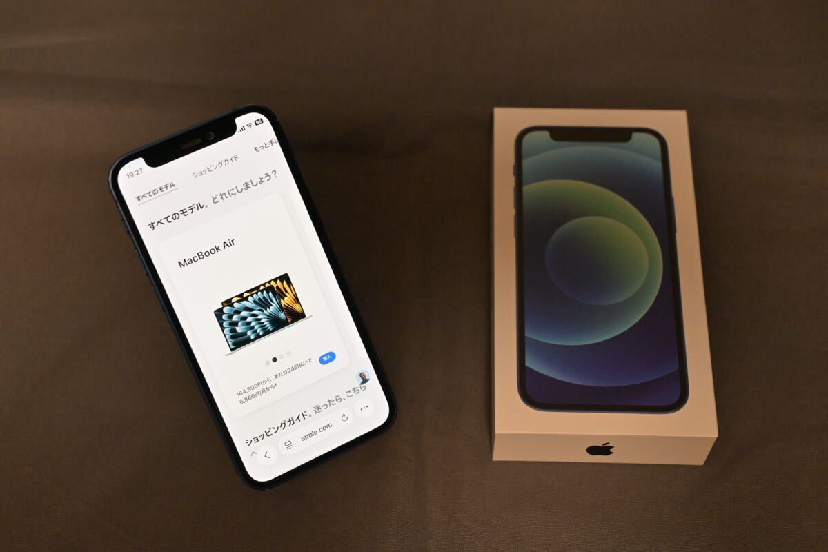 Apple iPhone 12 mini голубой 256GB SIM свободный ( задняя сторона трещина на стекле )