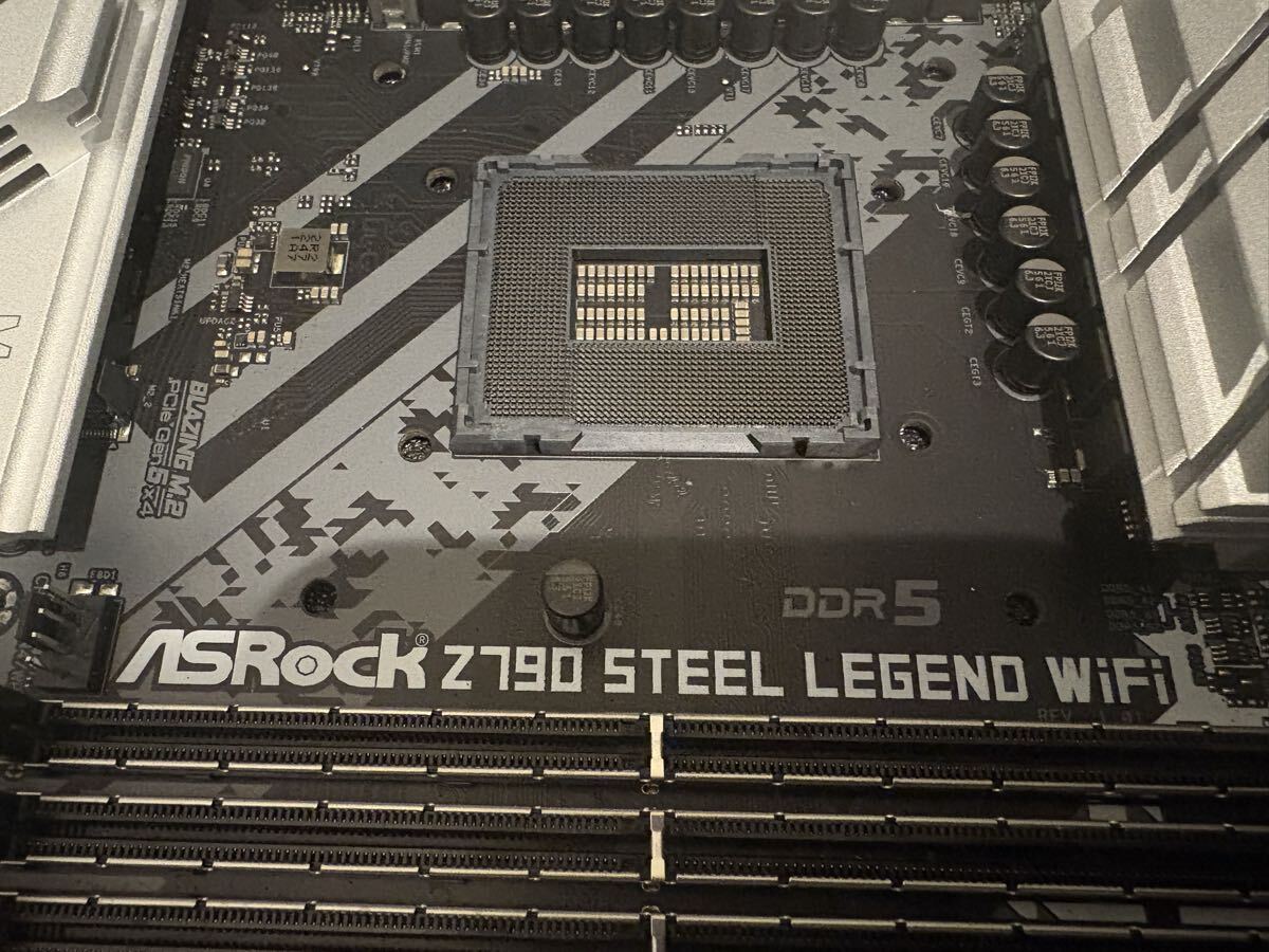 1円スタート ATXマザーボード ASRock Steel Legend Wi-Fi Intel LGA1700 12世代 13世代 14世代_画像2