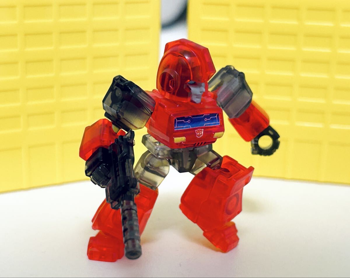 トランスフォーマー blokees アイアンハイド(クリア) ディフェンダーバージョン 第1弾ブロッキーズ_画像4