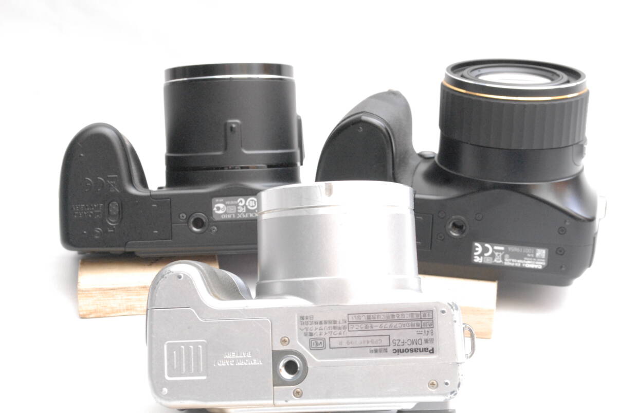 コンパクトデジカメ　3点　（ジャンク品） 11-25-02_画像4
