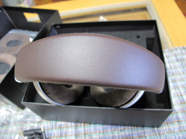 【美品】SENNHEISER ゼンハイザー HD599+交換用イヤーパッド 付_画像8