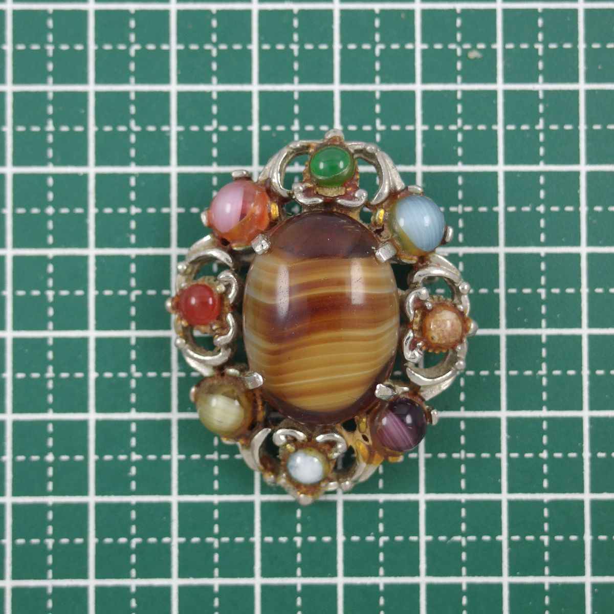 UK4339◆ マルチカラー マーブルストーン カボション フラワー 色石 英国 イギリス ◆ ヴィンテージブローチ ◆_画像6