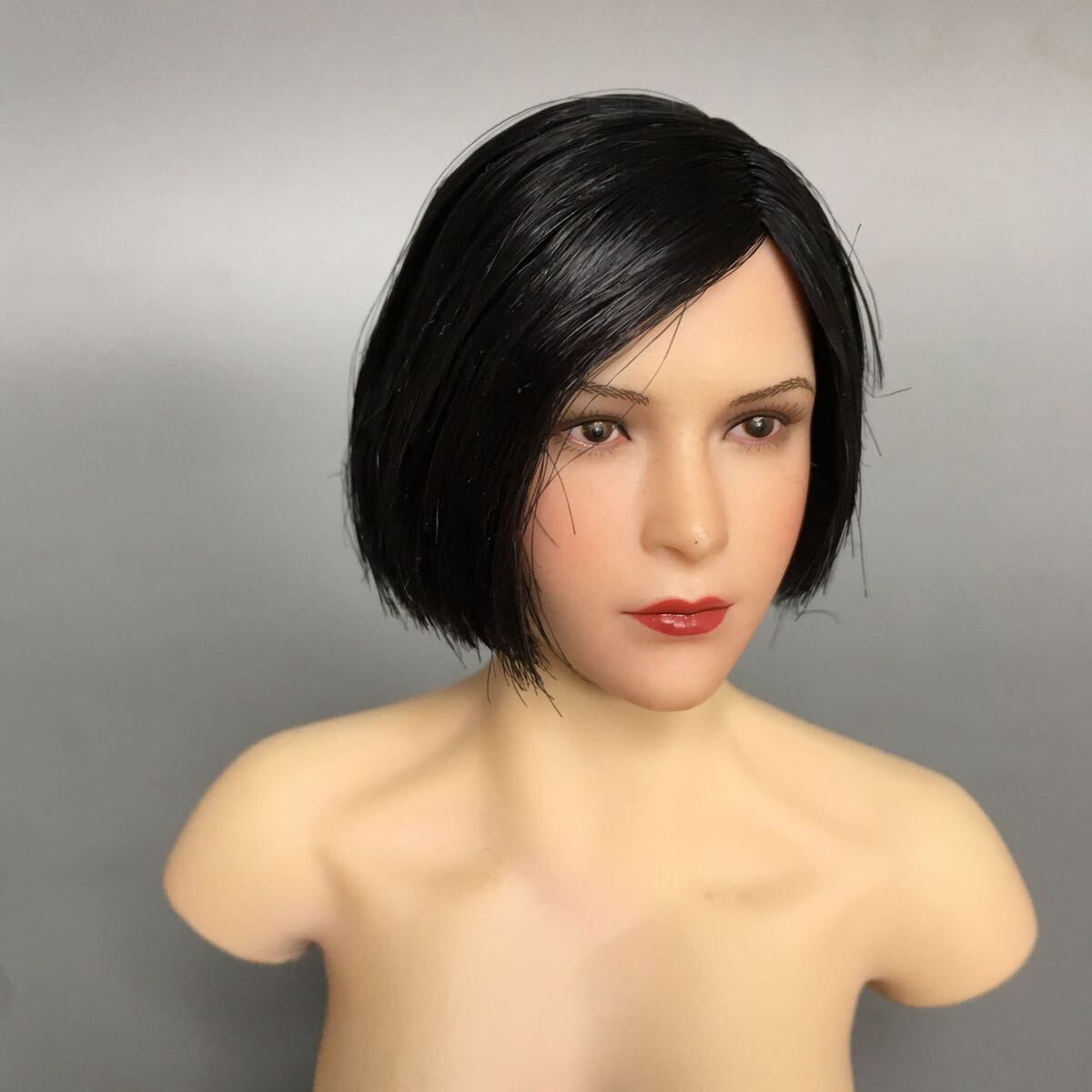 B253 1/6 フィギュア ヘッド　女性ヘッド　植毛タイプ 希少品 12インチドール 美少女 OB/TBLeague/Phicen/Jiaou doll素体対応 白肌_画像2