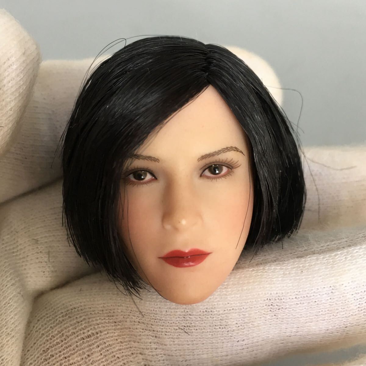 B253 1/6 フィギュア ヘッド　女性ヘッド　植毛タイプ 希少品 12インチドール 美少女 OB/TBLeague/Phicen/Jiaou doll素体対応 白肌_画像4