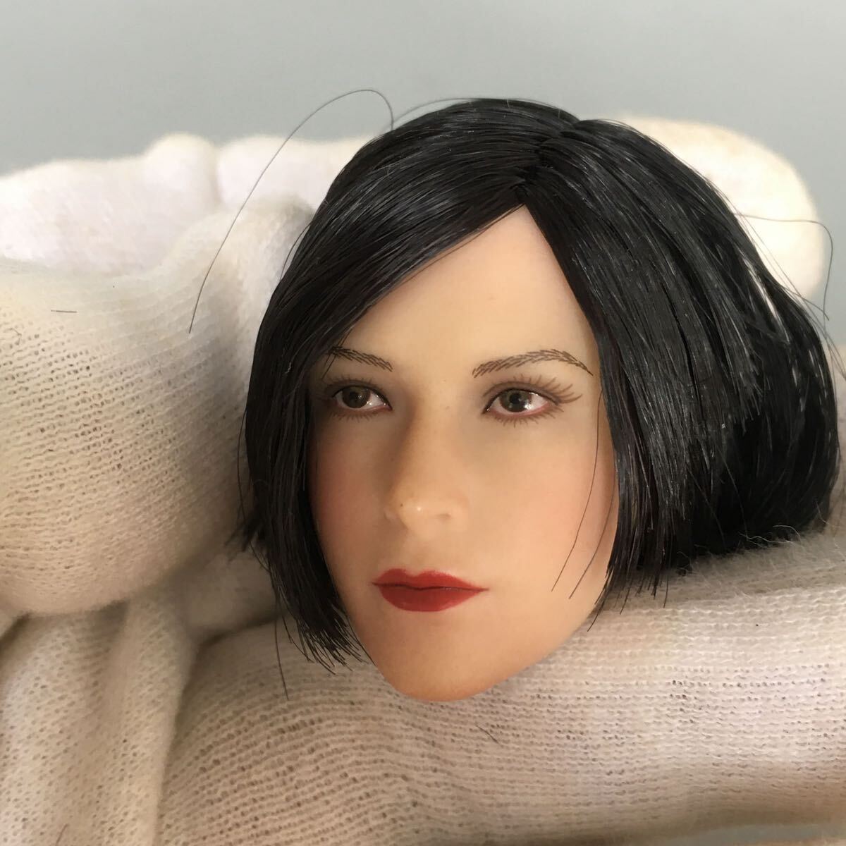 B253 1/6 フィギュア ヘッド　女性ヘッド　植毛タイプ 希少品 12インチドール 美少女 OB/TBLeague/Phicen/Jiaou doll素体対応 白肌_画像6