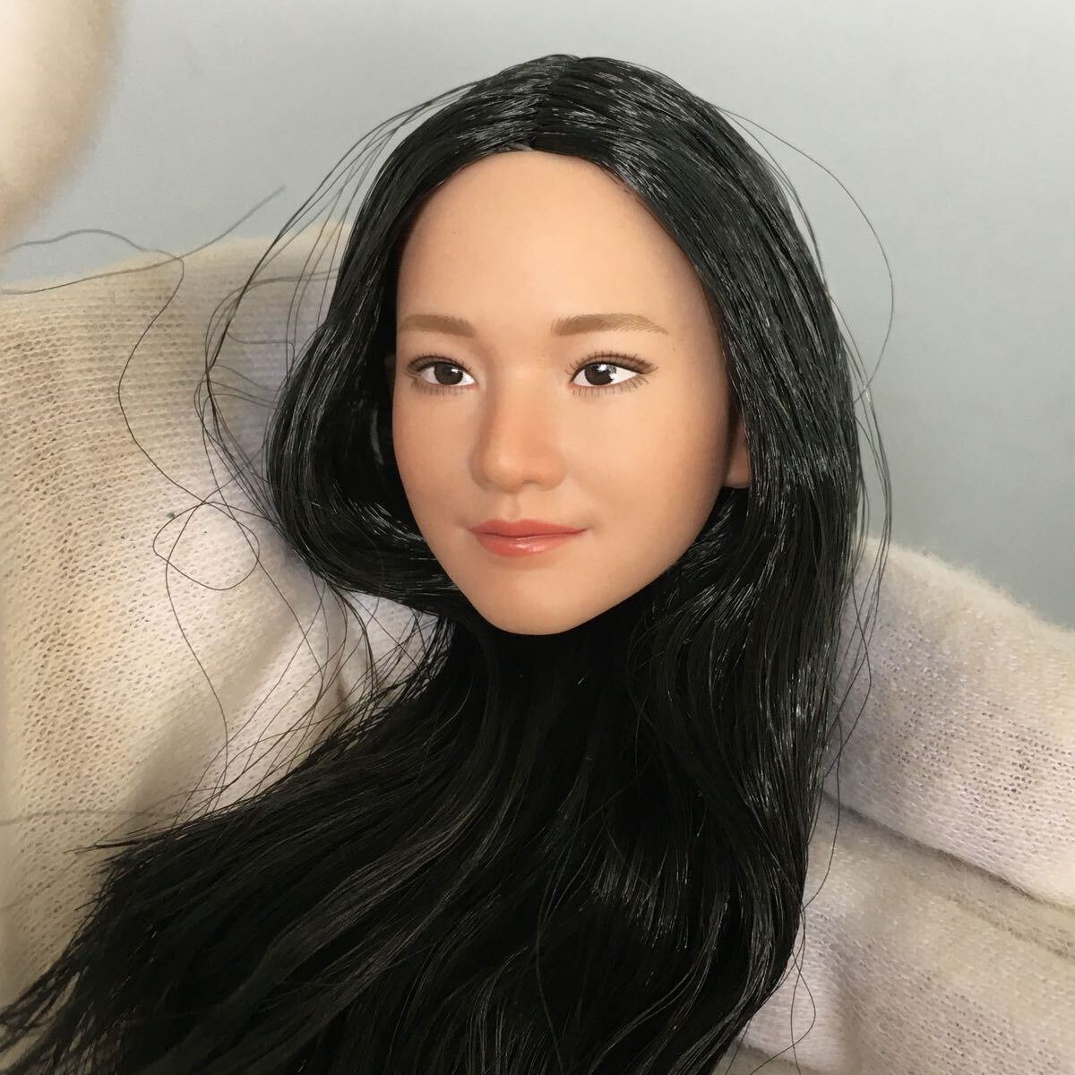 B141 1/6 フィギュア ヘッド　女性ヘッド　植毛タイプ 希少品 12インチドール 美少女 OB/TBLeague/Phicen/Jiaou doll素体対応 白肌_画像1