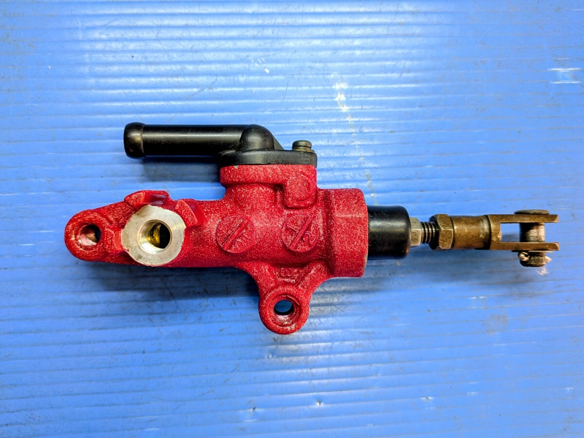 ブレンボ　マスタシリンダー(結晶塗装)　レターパックプラスで発送_画像2