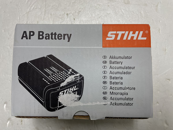 * не использовался товар STIHL steel AP200(187Wh) аккумулятор *