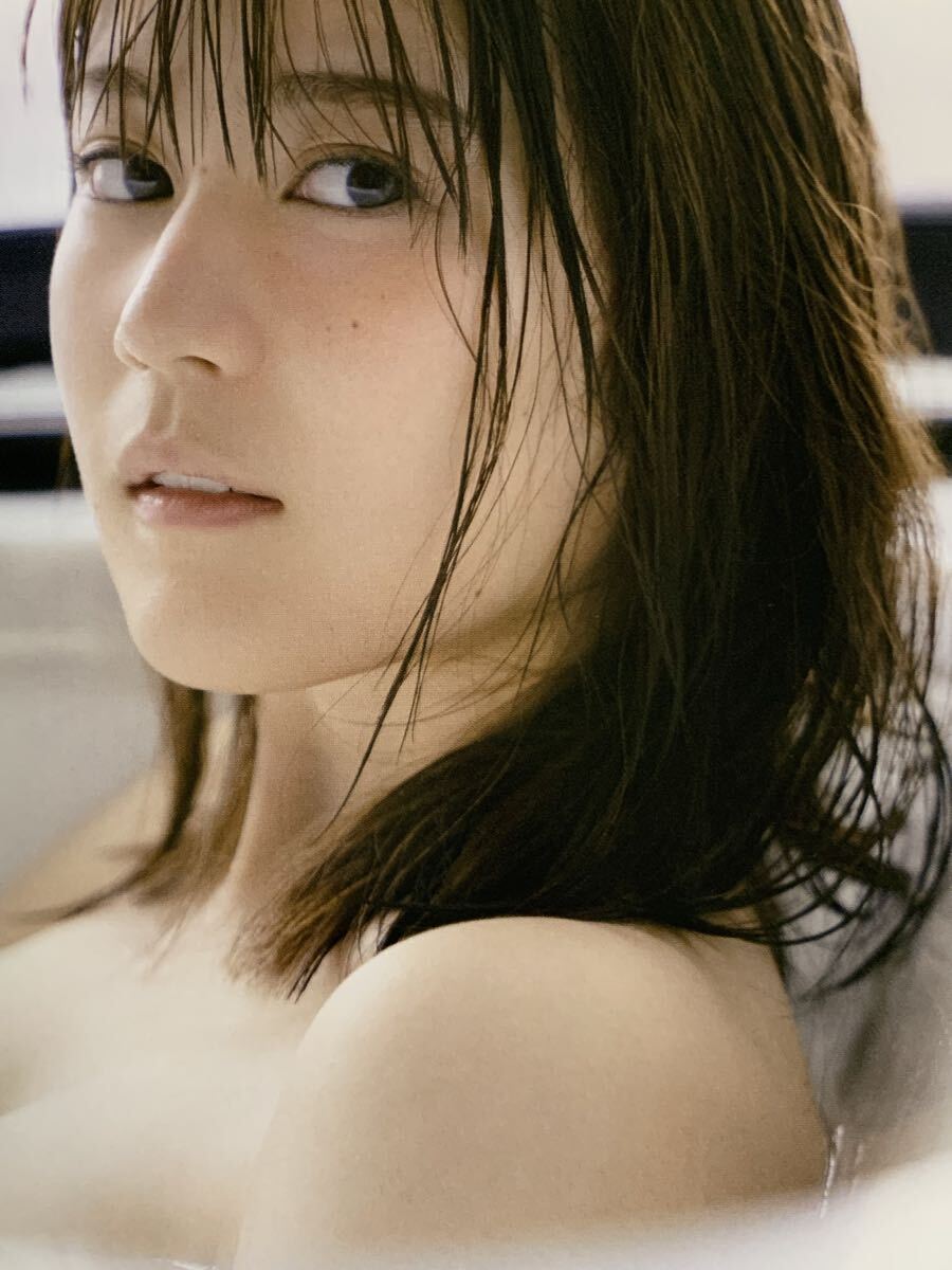 生田絵梨花　写真集　インターミッション_画像2