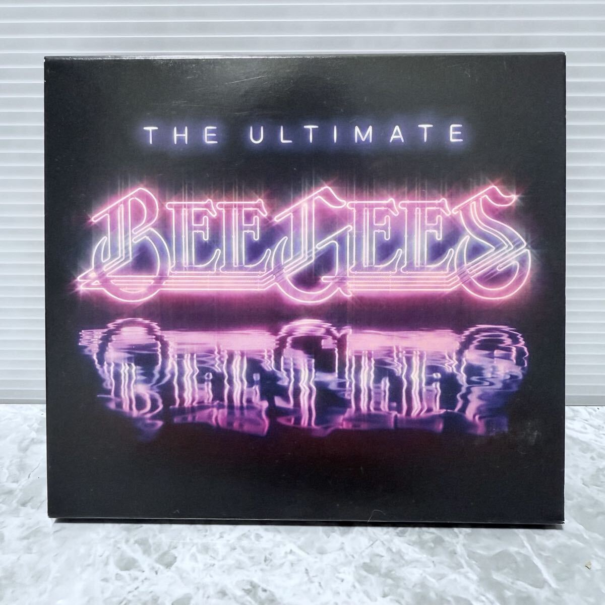 【中古/美品】BEE GEES ビージーズ アルティメイト・ベスト・オブ・ビー・ジーズ デラックス・エディション 初回生産限定盤 2CD+DVD_画像1