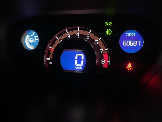 【LED打ち替え加工作業】三菱 i アイ HA1W i-MiEV アイミーブ HA3W メーターパネル 回転数計文字盤 及び 液晶部3か所 点灯色の変更_画像5