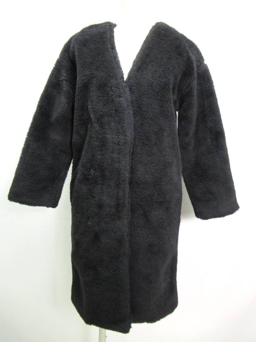 【送900円】3201　未着用品　AZUL by MOUSSY　アズールバイマウジー　レディース　ボアロングコート　V字　ブラック　M　定価0.9万_画像1