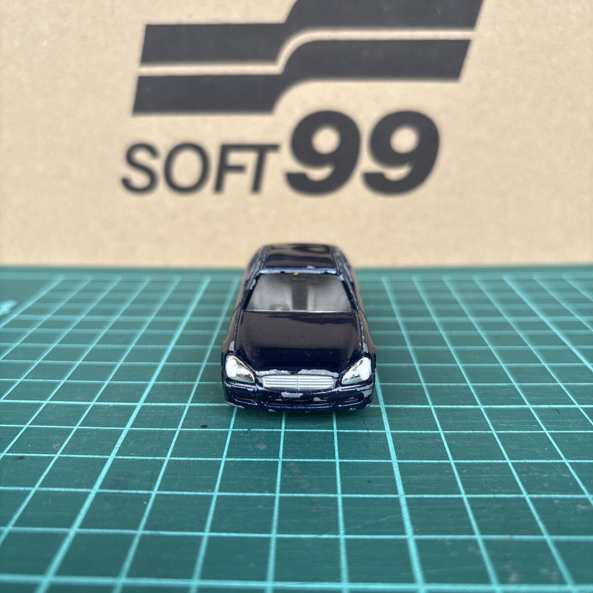 トミカ 日産シーマ　ジャンク扱い_画像3